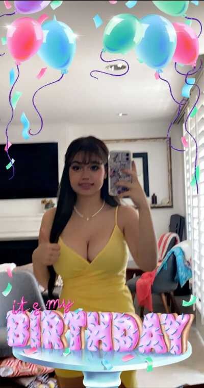 Sofia Gomez Photo #5