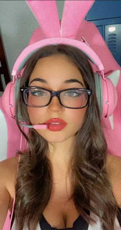 Sofia Gomez Photo #39