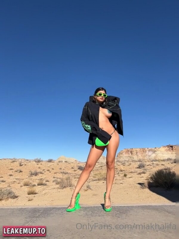 Mia Khalifa Post #11