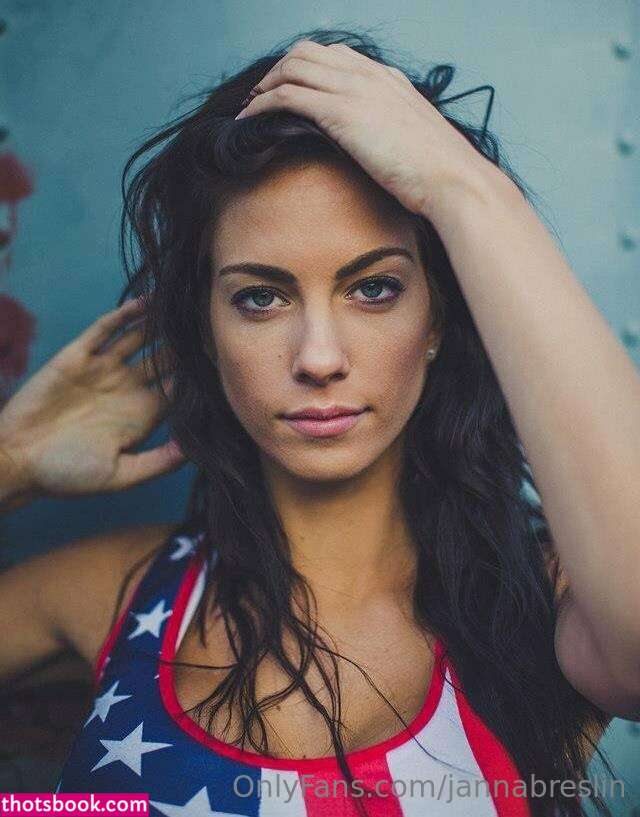 Janna Breslin Photo #67