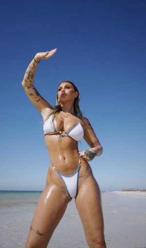 Zoe Consagra Photo #50