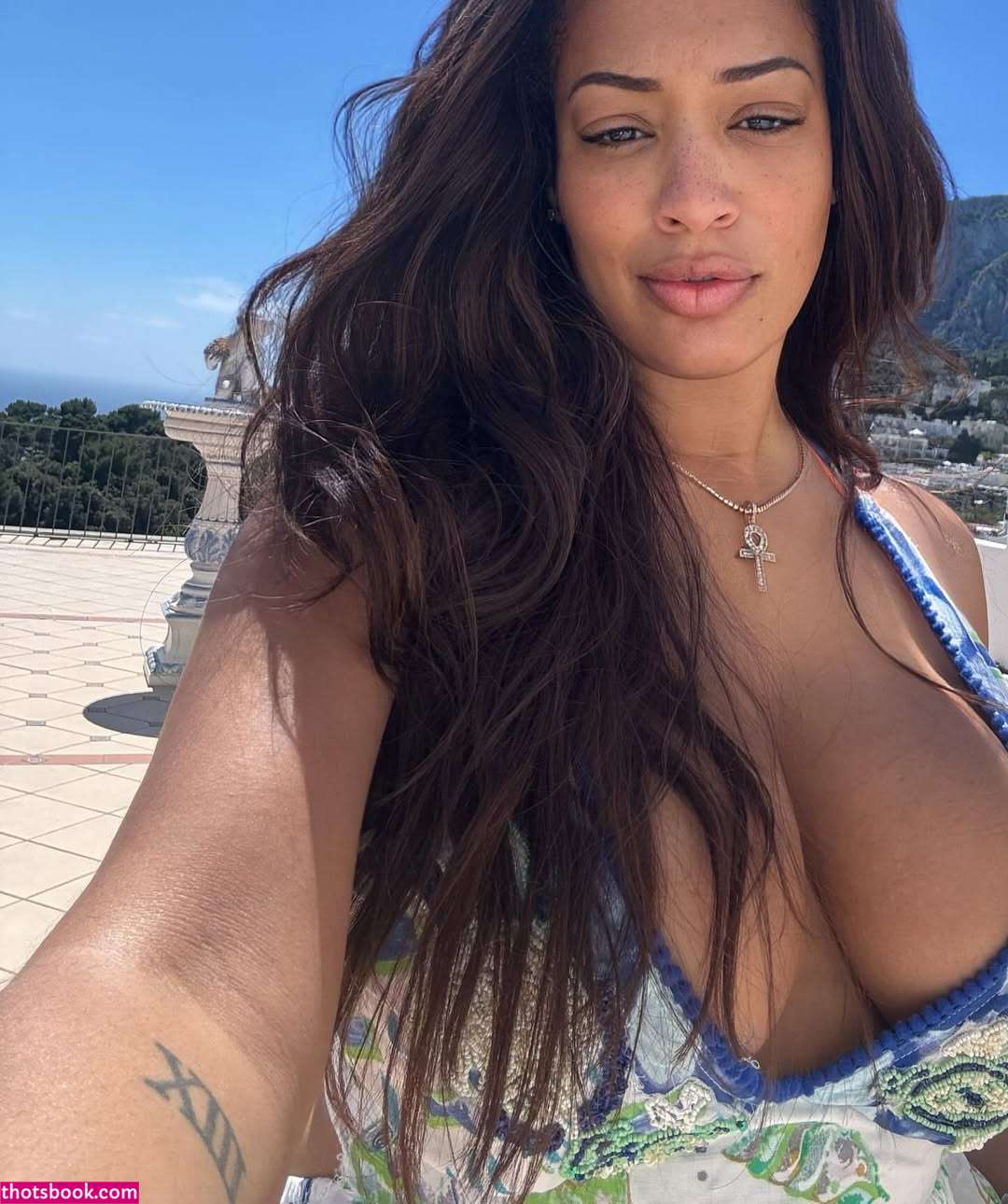 Sidney Dean Photo #32