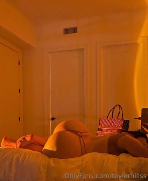 Tayler Hills Photo #815