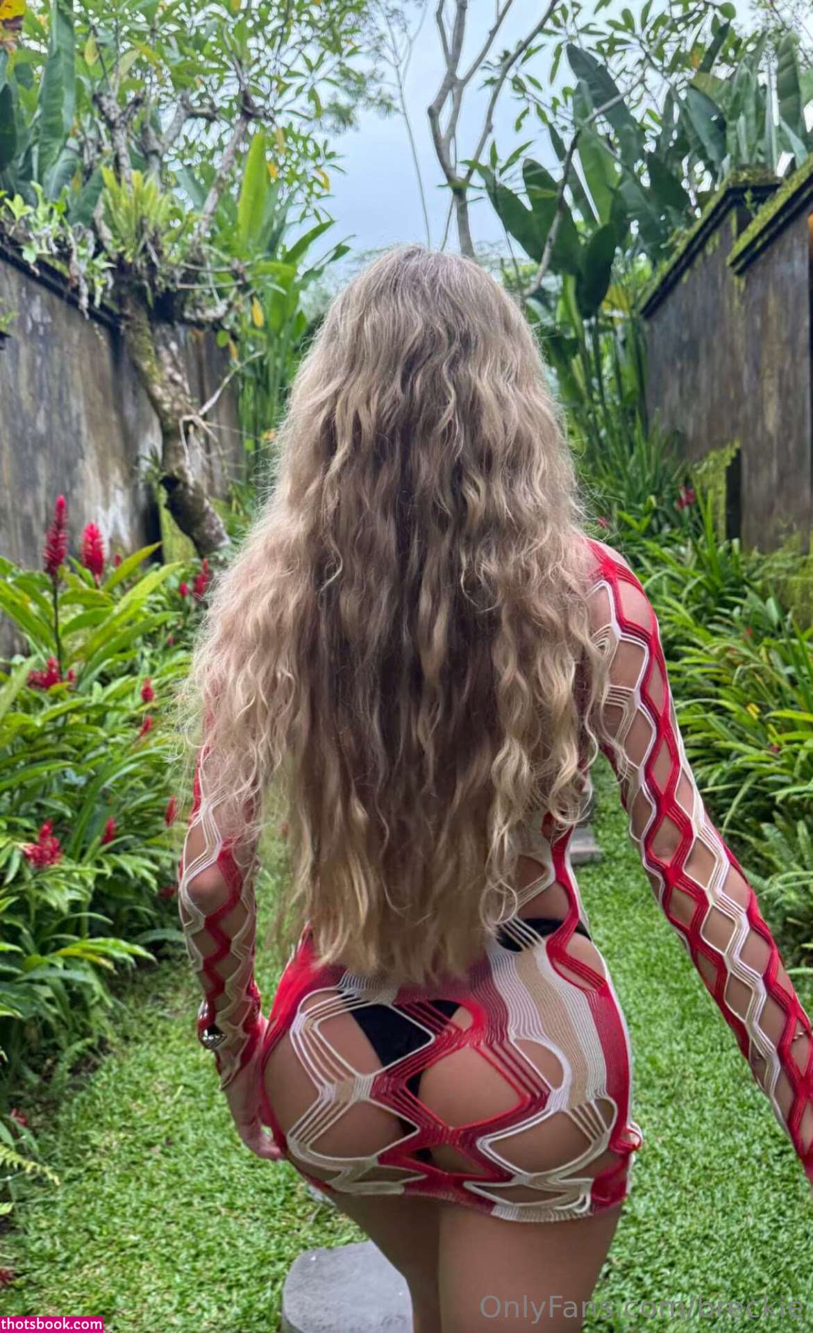 Breckie Hill Photo #610