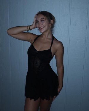 Halia Beamer Photo #23