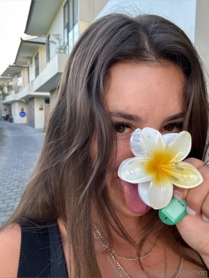 Monique Hristovska Photo #72