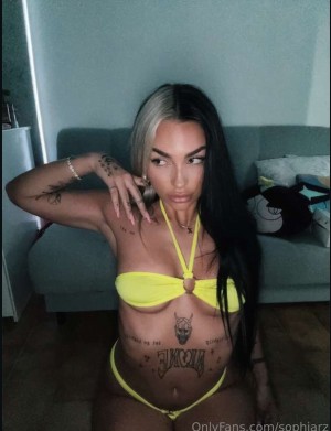 Sophia Rizou Post #12