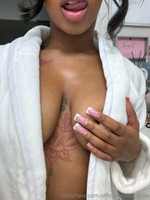 Officialladiiscorpio Photo #25