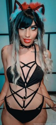 Elektra Photo #4