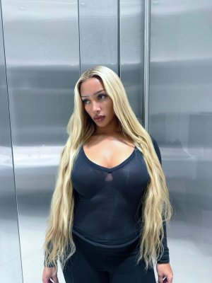 naomisharon Photo #24