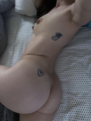 SmolderingWitch Photo #13