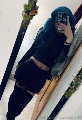 secretsiren33 Photo #9