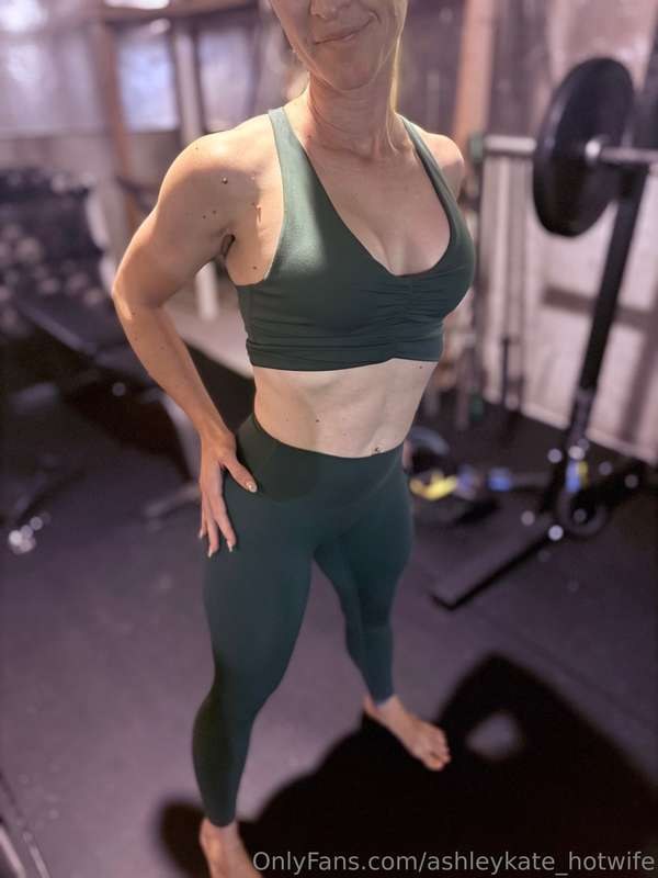 ashleykate_hotwife Photo #30