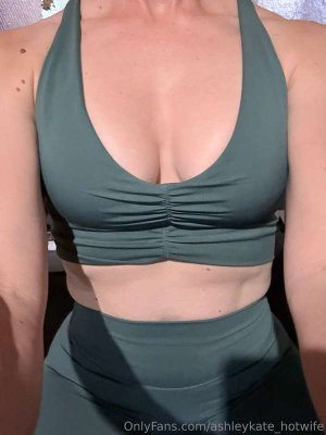 ashleykate_hotwife Photo #31