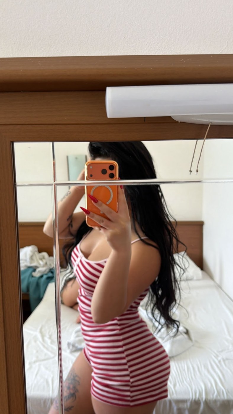 Gözde Akgün Photo #12