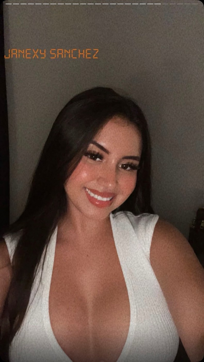 Janexy Sanchez Photo #87