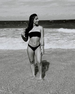 Violeta Dee Photo #8