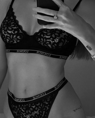 Angelina Texier Photo #110