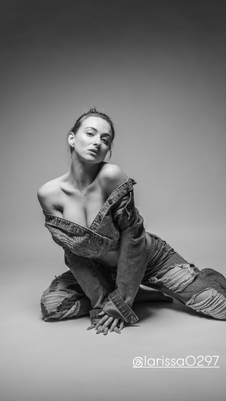 Larissa Schmiederer Photo #53