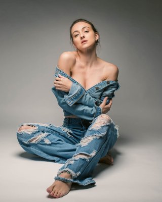 Larissa Schmiederer Photo #51