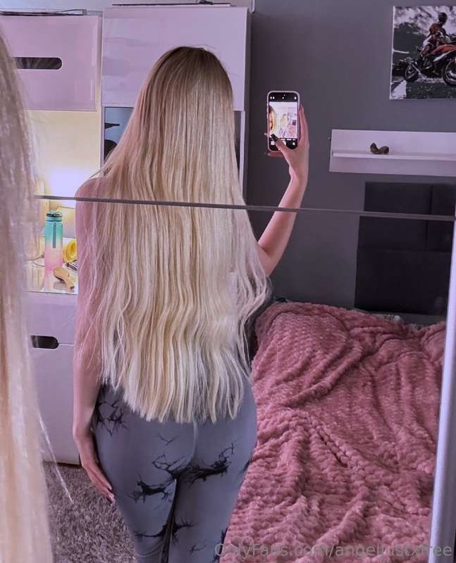 angelaxst Photo #36