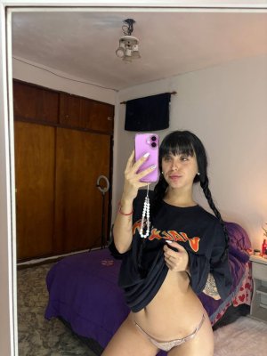 twinkerbellaa Photo #32