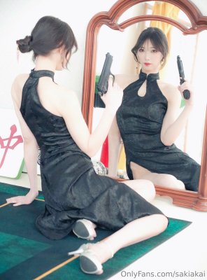 Saki Akai Photo #12
