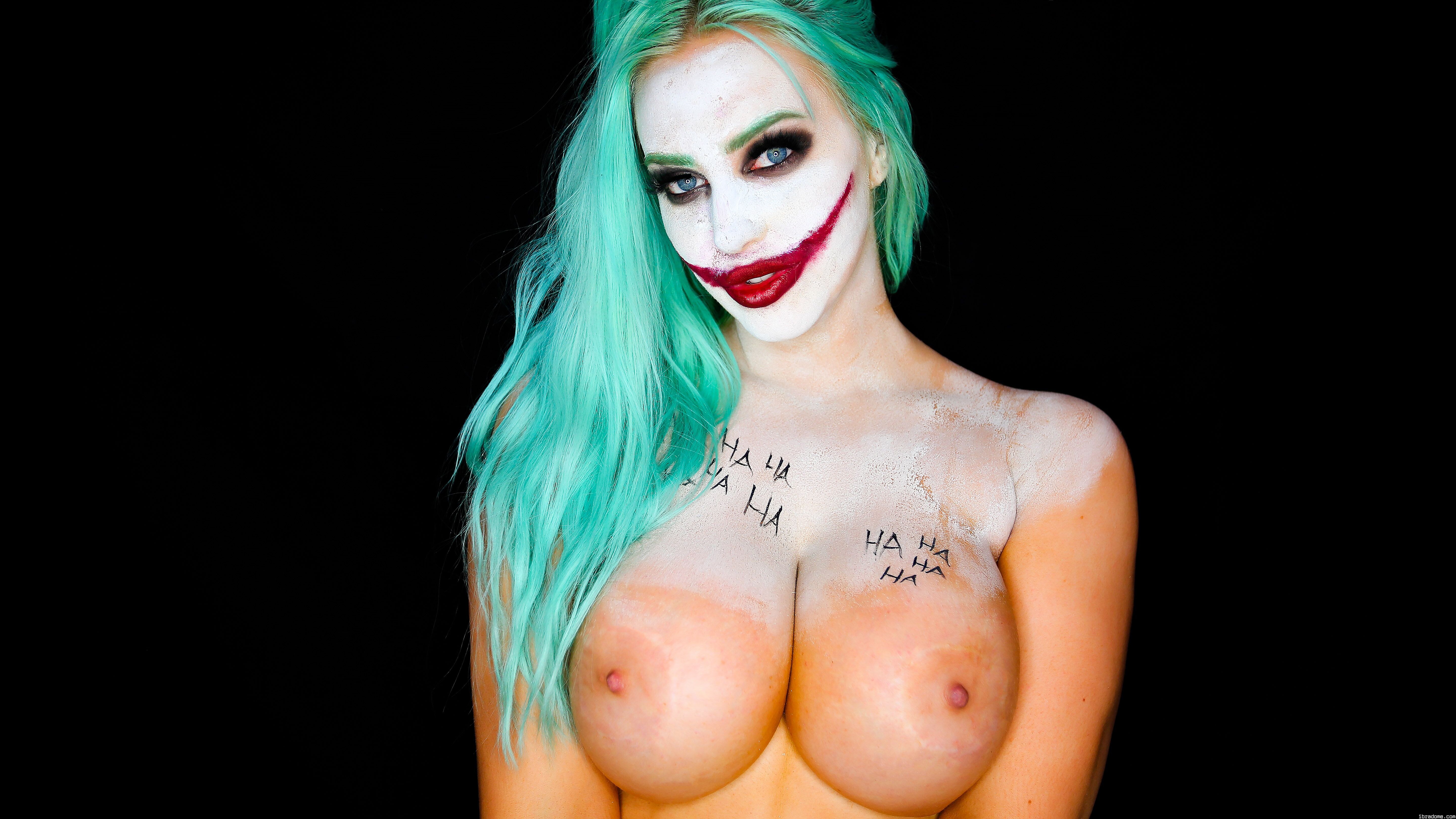 Tara Babcock Photo #376