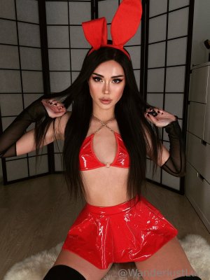 Wanderlustluca Photo #95