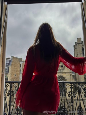 Mikaela Lafuente Photo #509