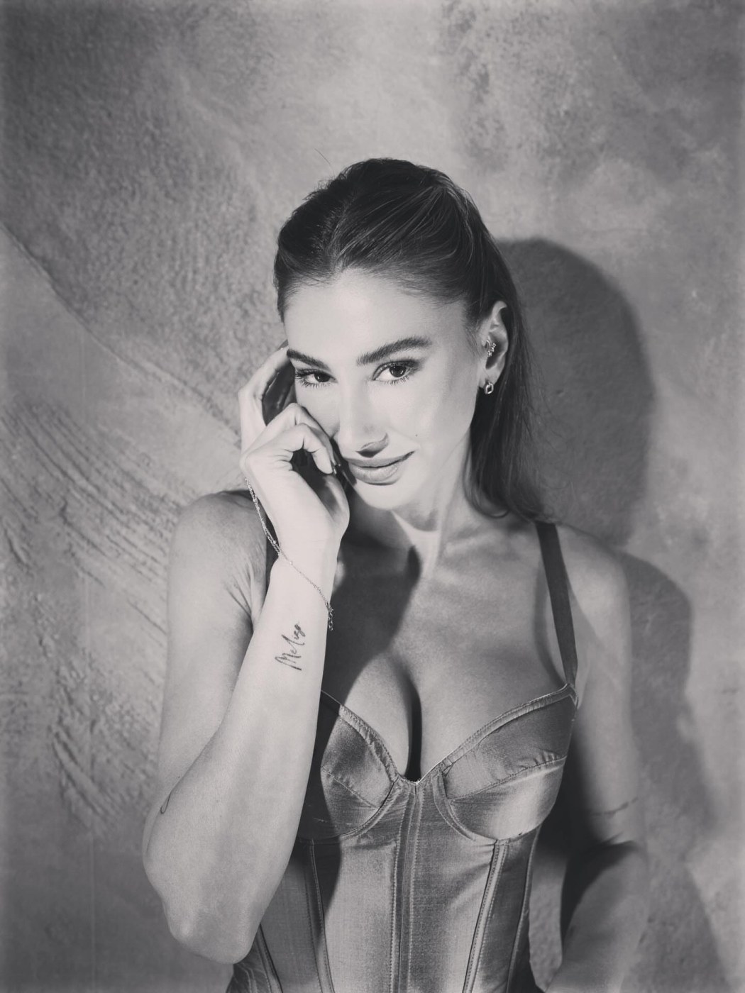 Şeyma Subaşı Photo #2