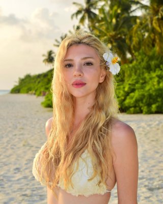 Snowmaiid Photo #7