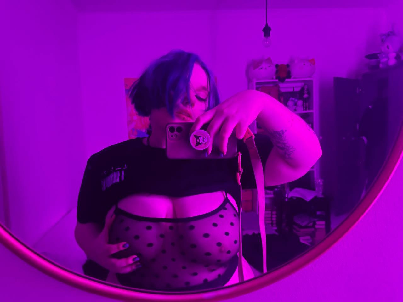 evanwexx Photo #9