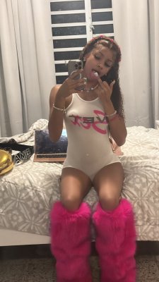 prettygirll.mara Photo #9