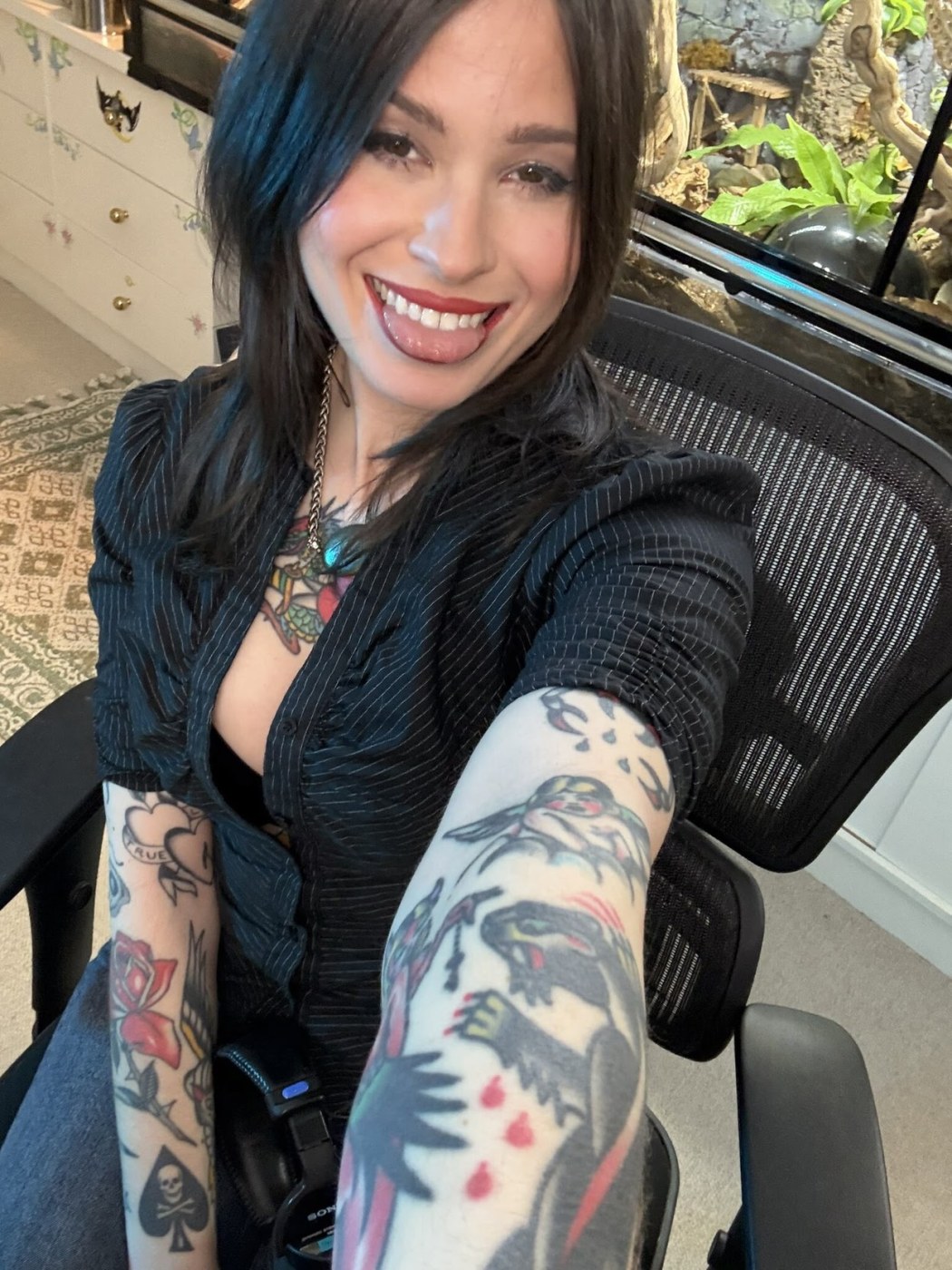 Anisa Jomha Photo #105