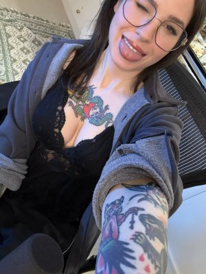 Anisa Jomha Photo #110