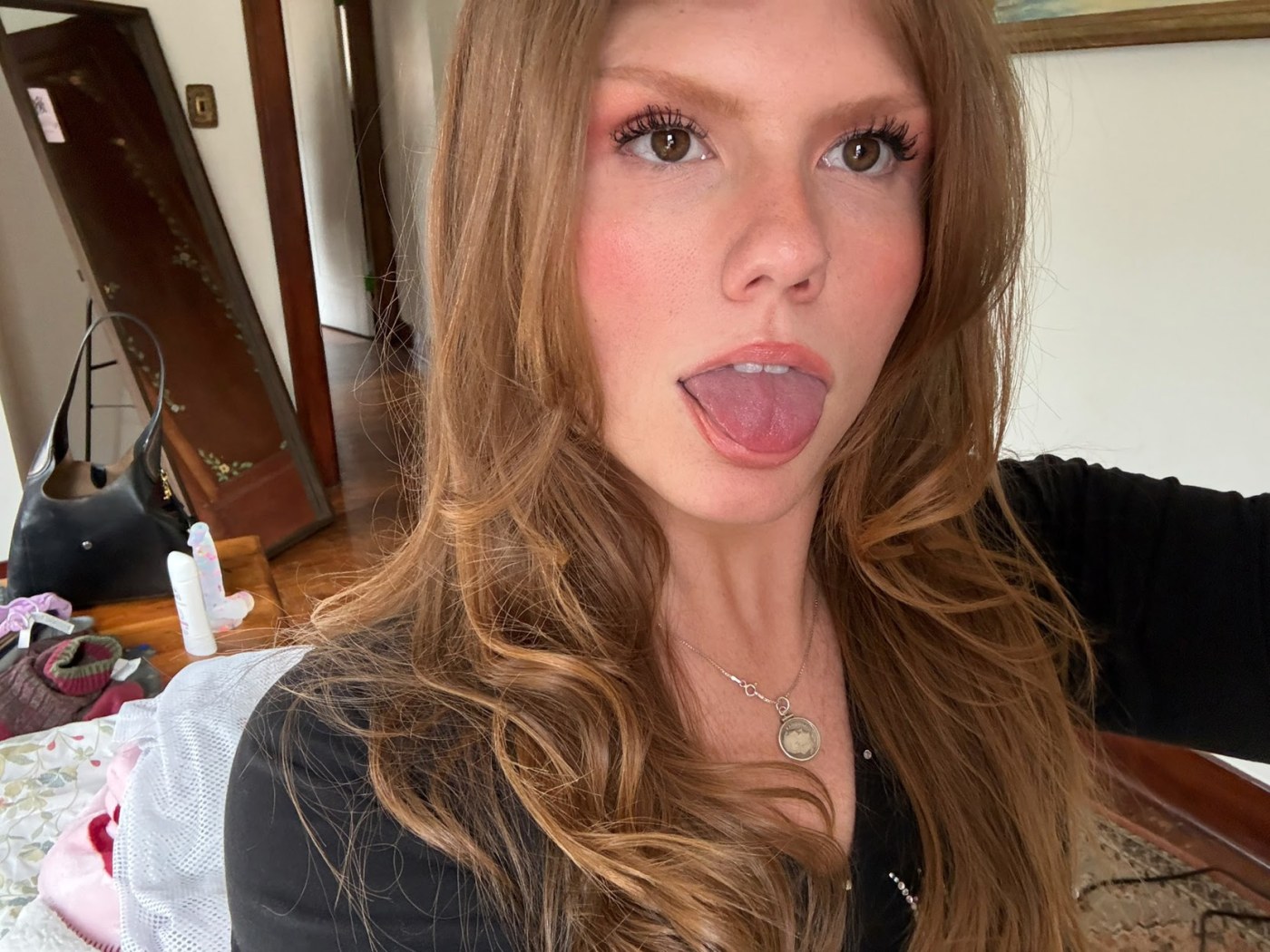 Mimosamantha Photo #98