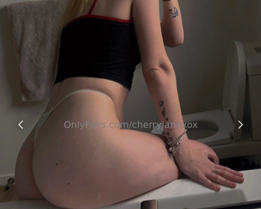 Cherryjanexox Photo #18