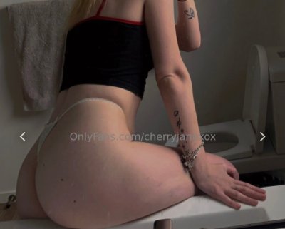 Cherryjanexox Photo #18