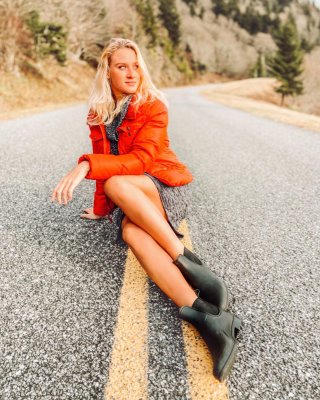 Lily Gaddis Photo #40