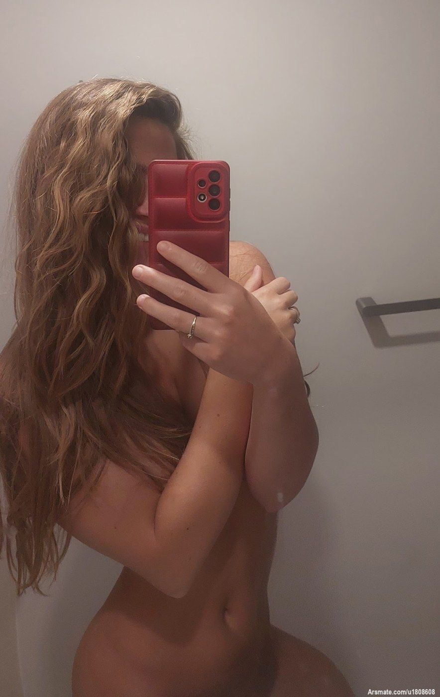 Angela Aguila Photo #2