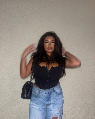 sofia.deroian Photo #14