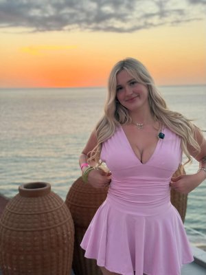 Kayla Rose Photo #5