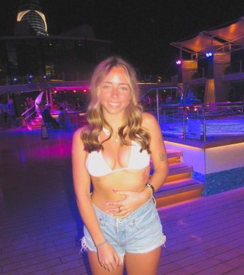 Dru Perry Photo #2