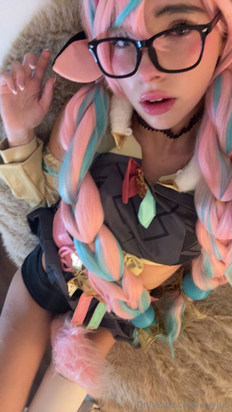 Vivylue Photo #7