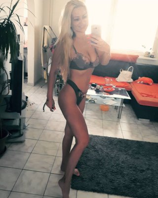 Andrea Paliatková Reina Photo #7