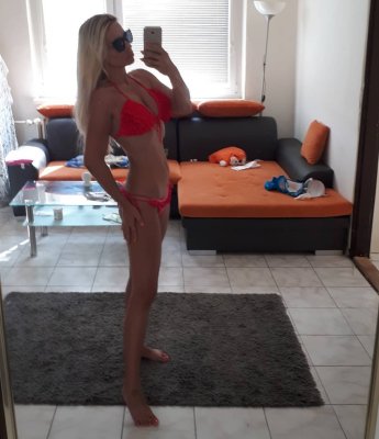 Andrea Paliatková Reina Photo #36