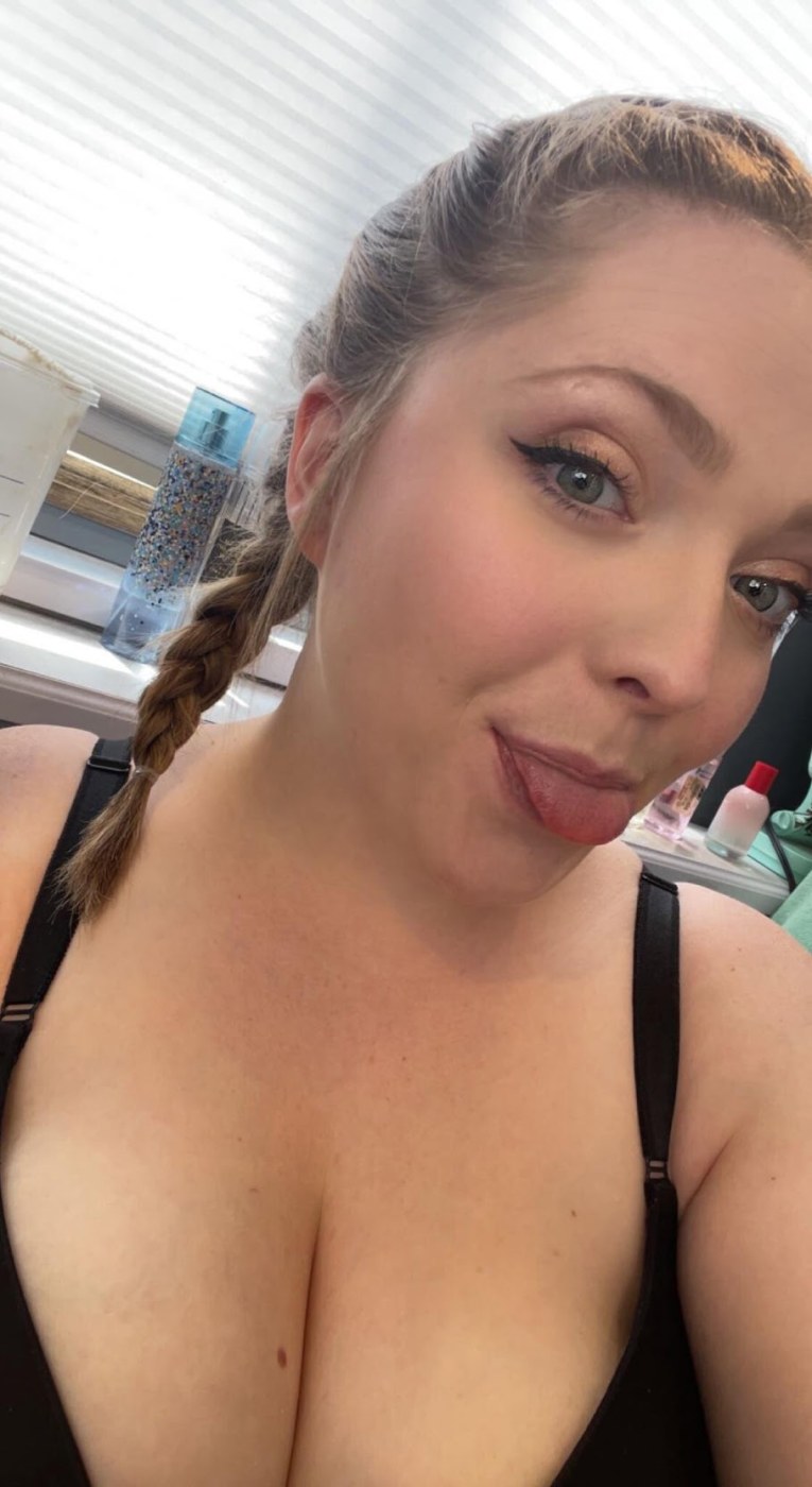 female_ent Photo #58