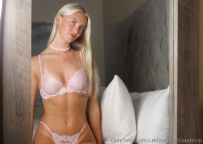 urefavoriteblondevip Photo #26