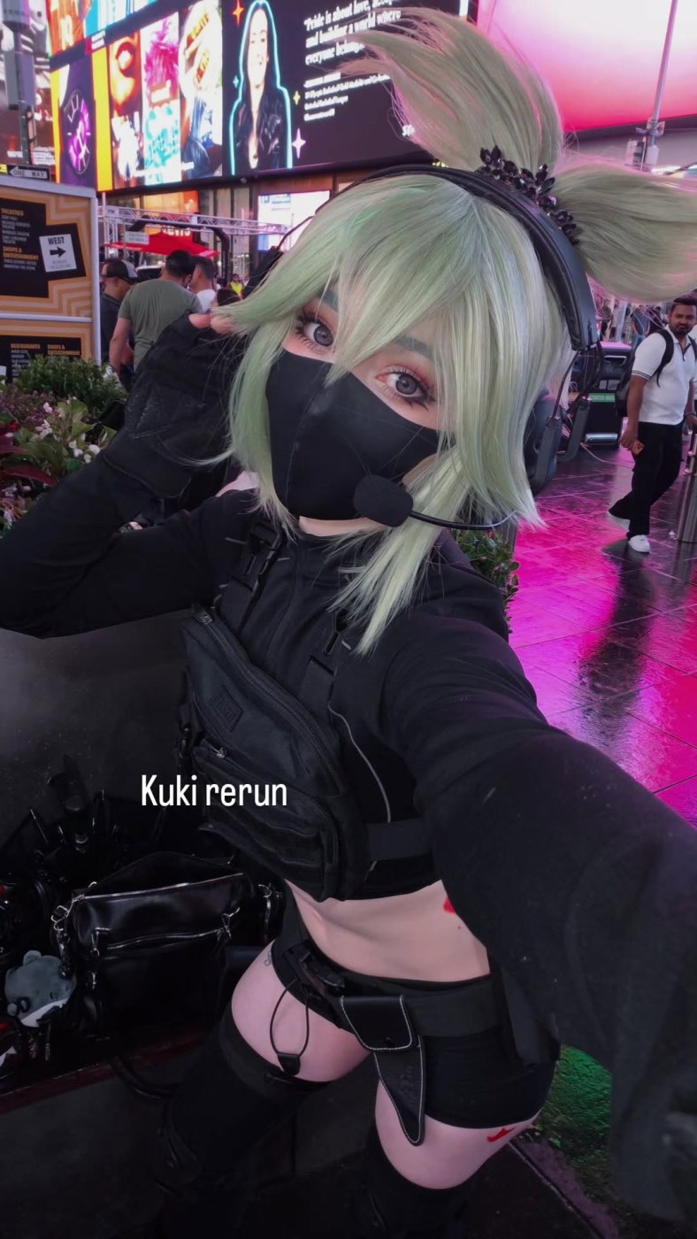 Celebi.cos Photo #41